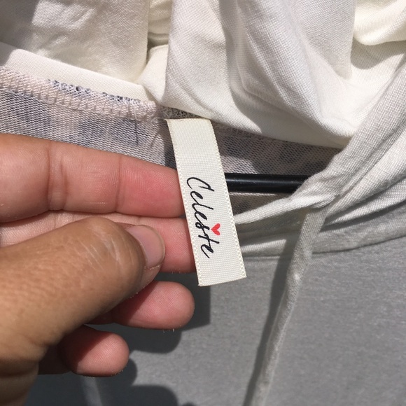 Colorblock Hoodie - Picture 3 of 4